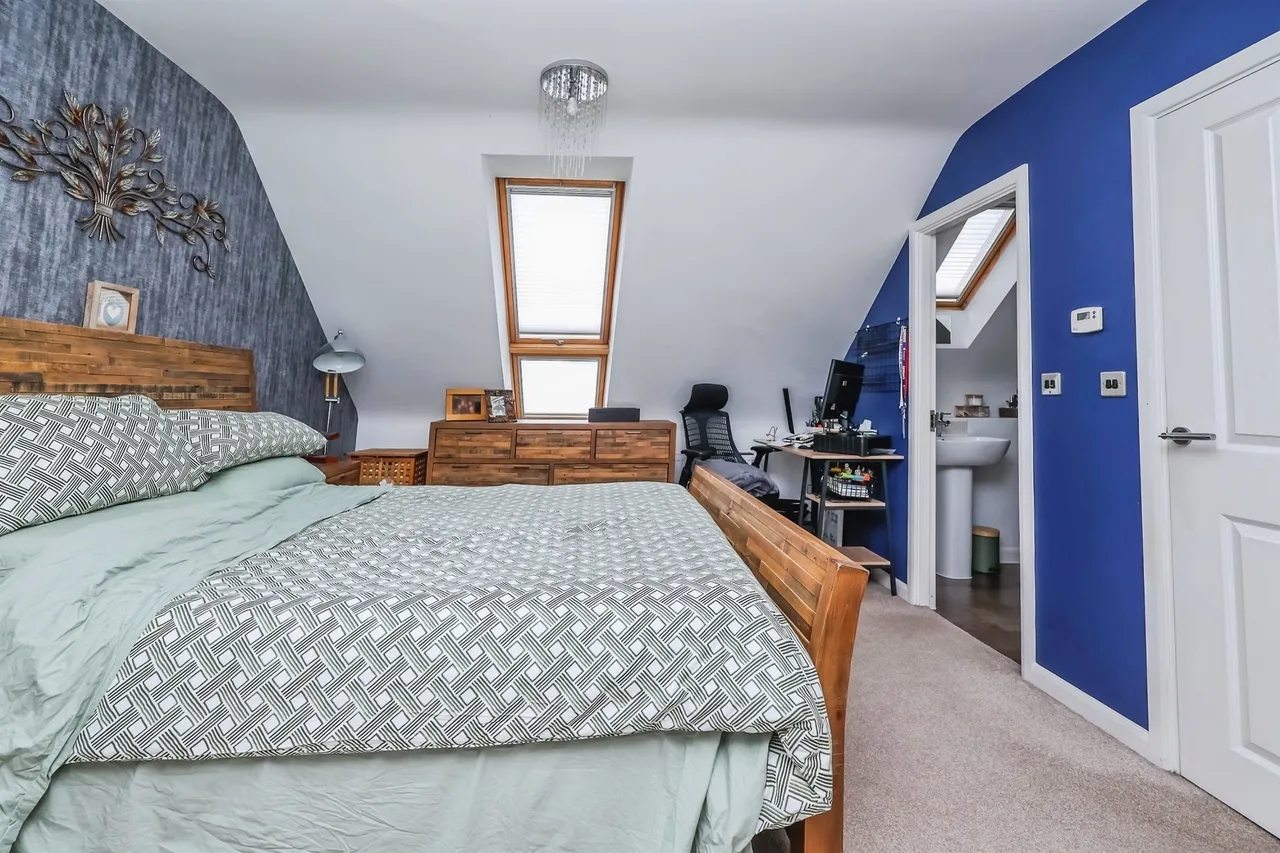 Senator Close, Hucknall, NG15, photo 12