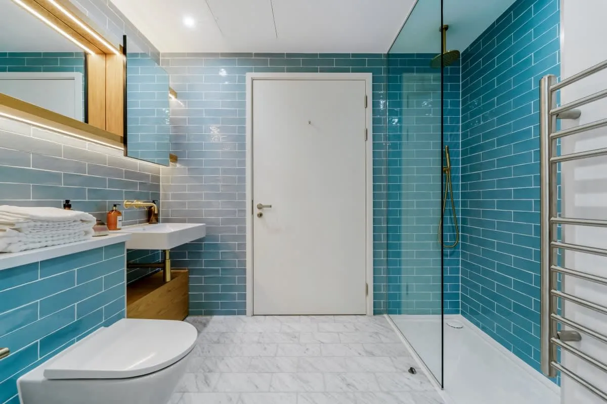 Bradshaw Yard Brentford, TW8, photo 6