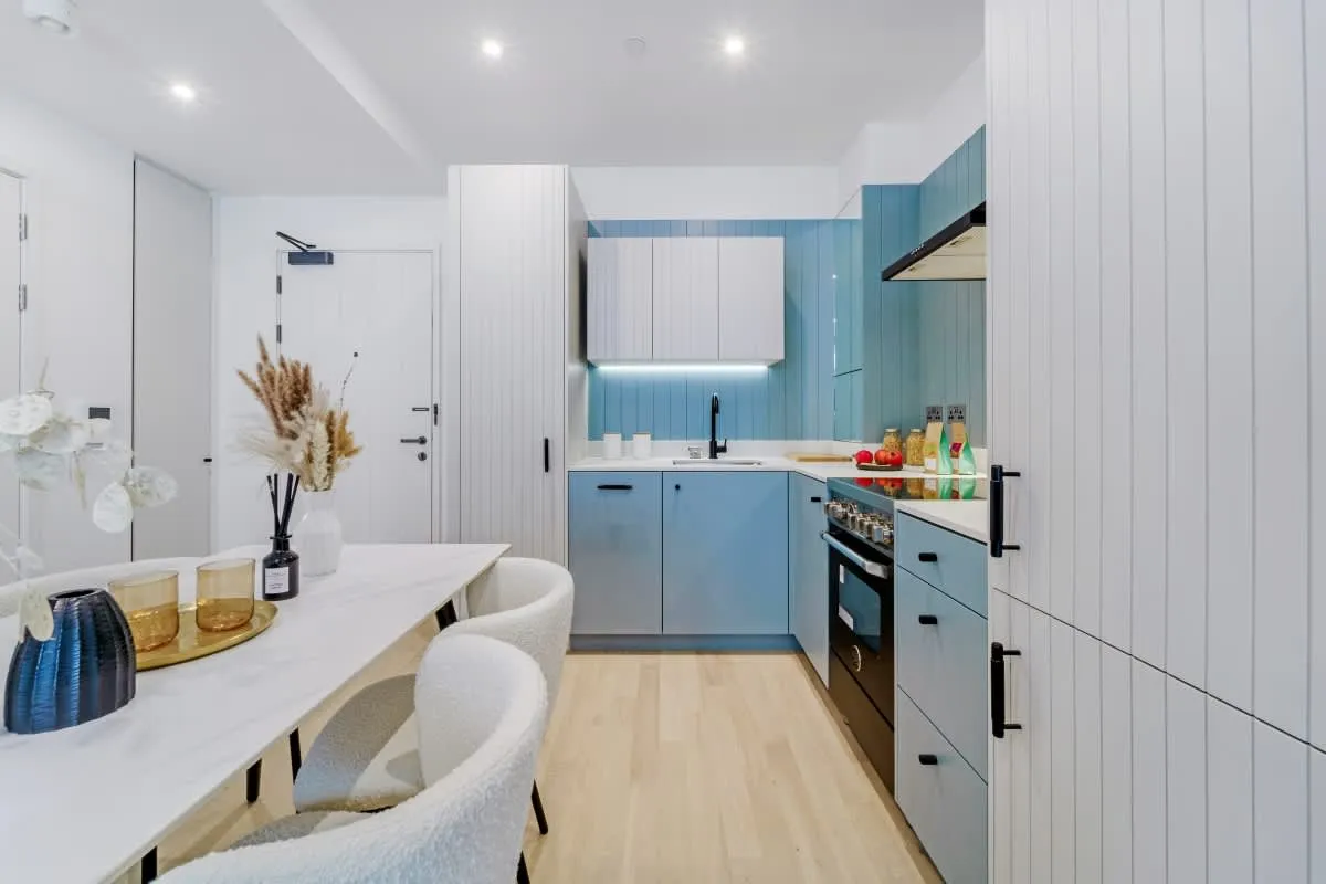 Bradshaw Yard Brentford, TW8, photo 8