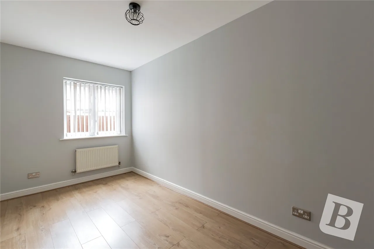 St. Kathryns Place, Upminster, RM14, photo 8