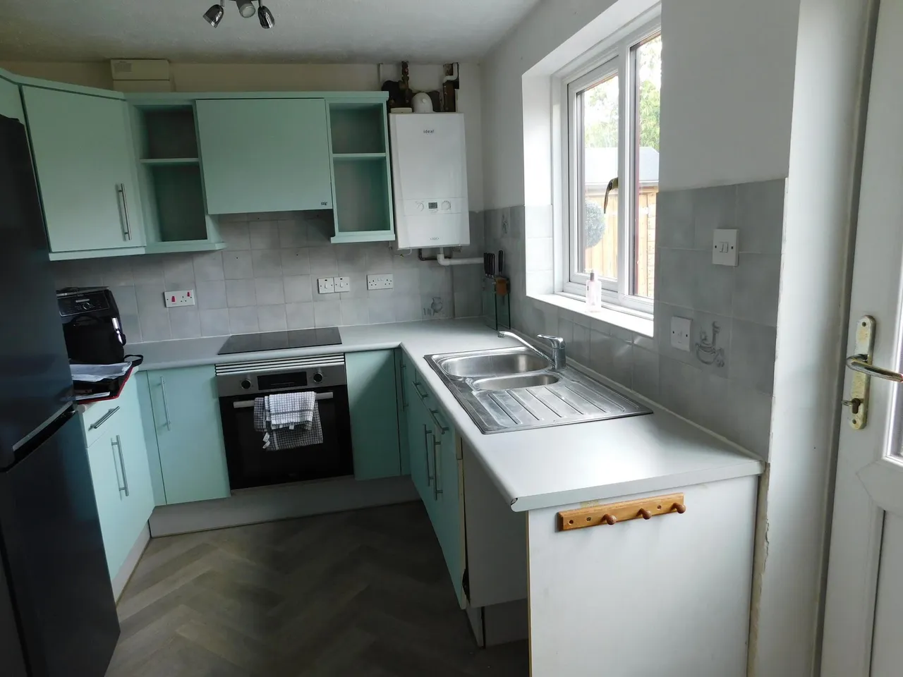 Vaughan Drive, Kemsley, ME10, photo 13