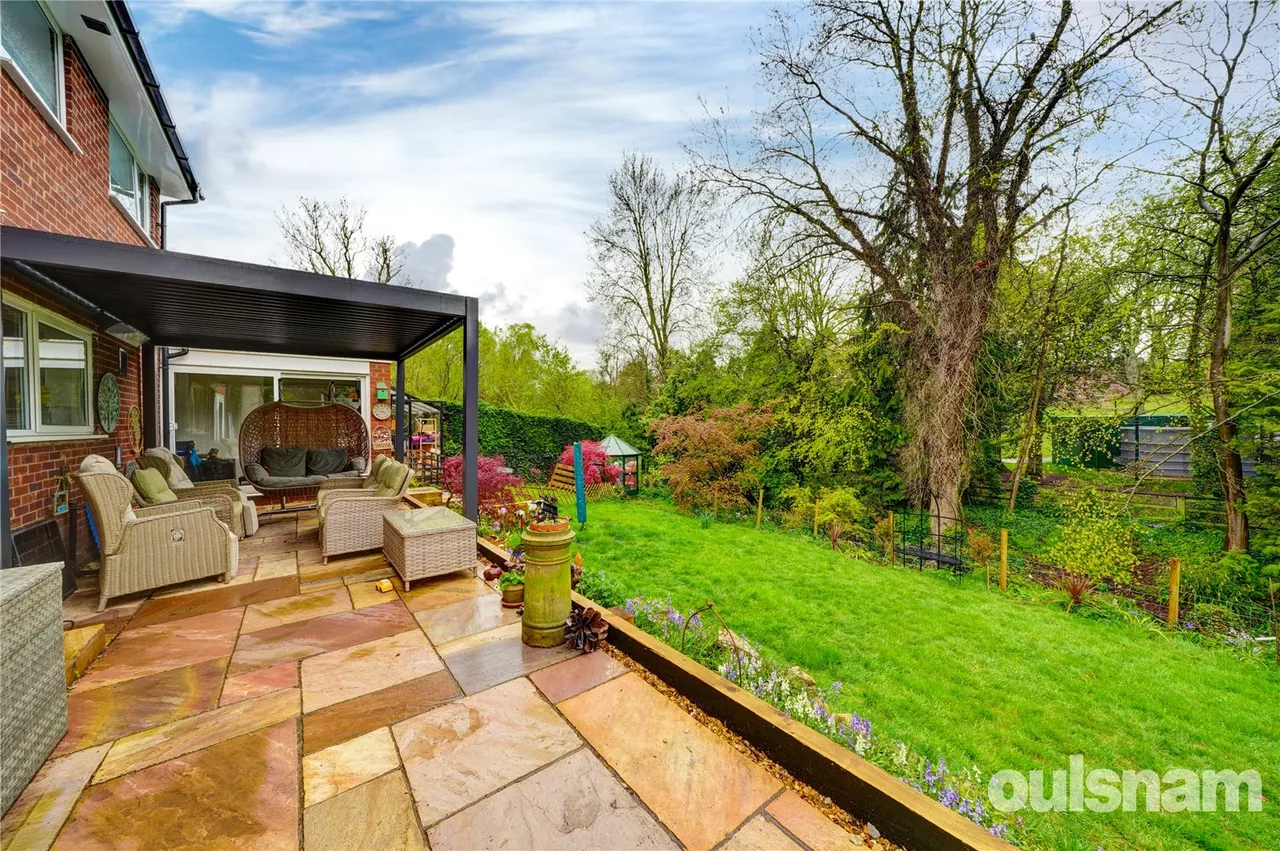 Manor Close, Droitwich, Worcestershire, WR9 8HG, photo 3
