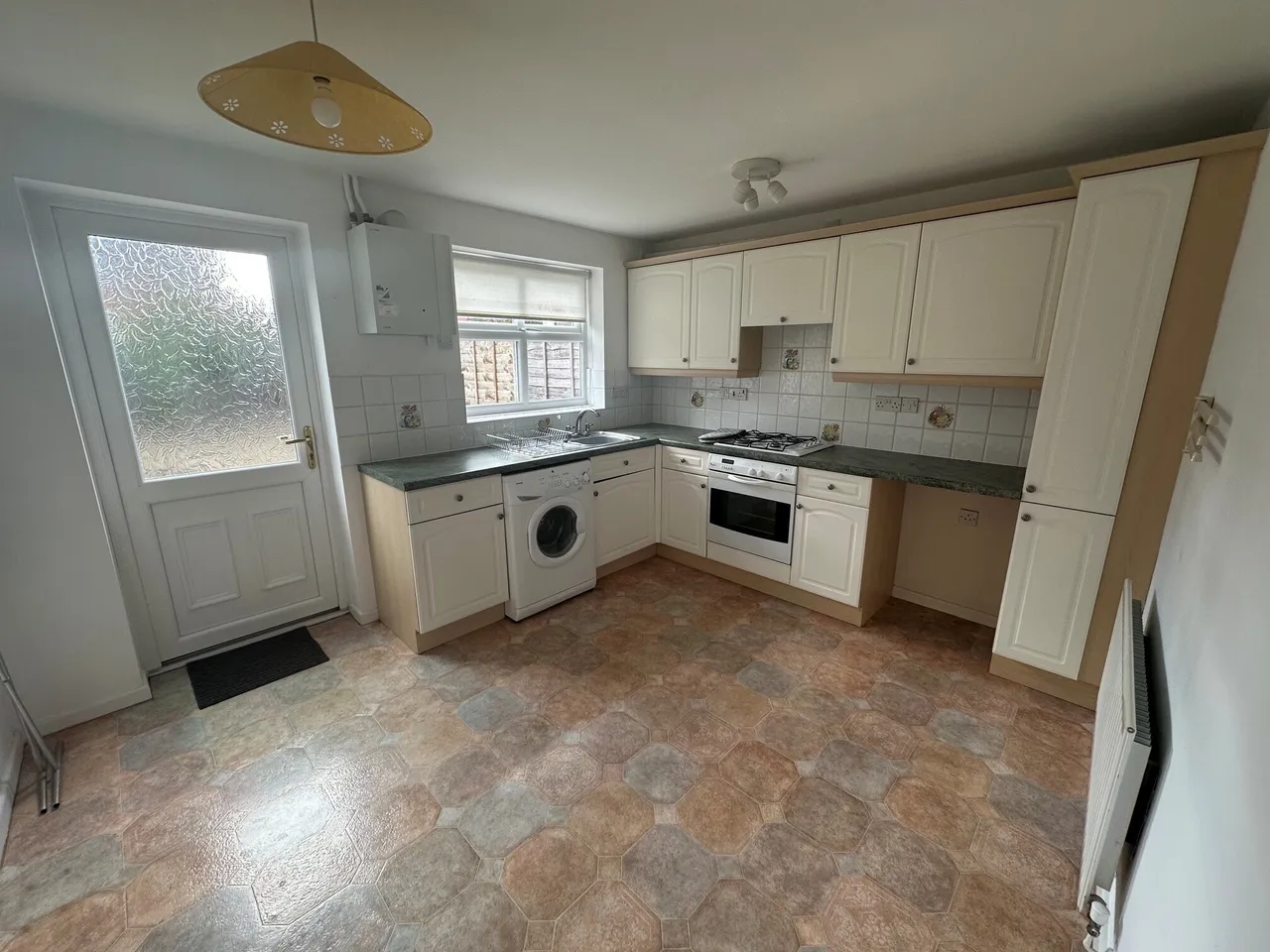 Mary Macarthur Drive, Cradley Heath, B64, photo 4