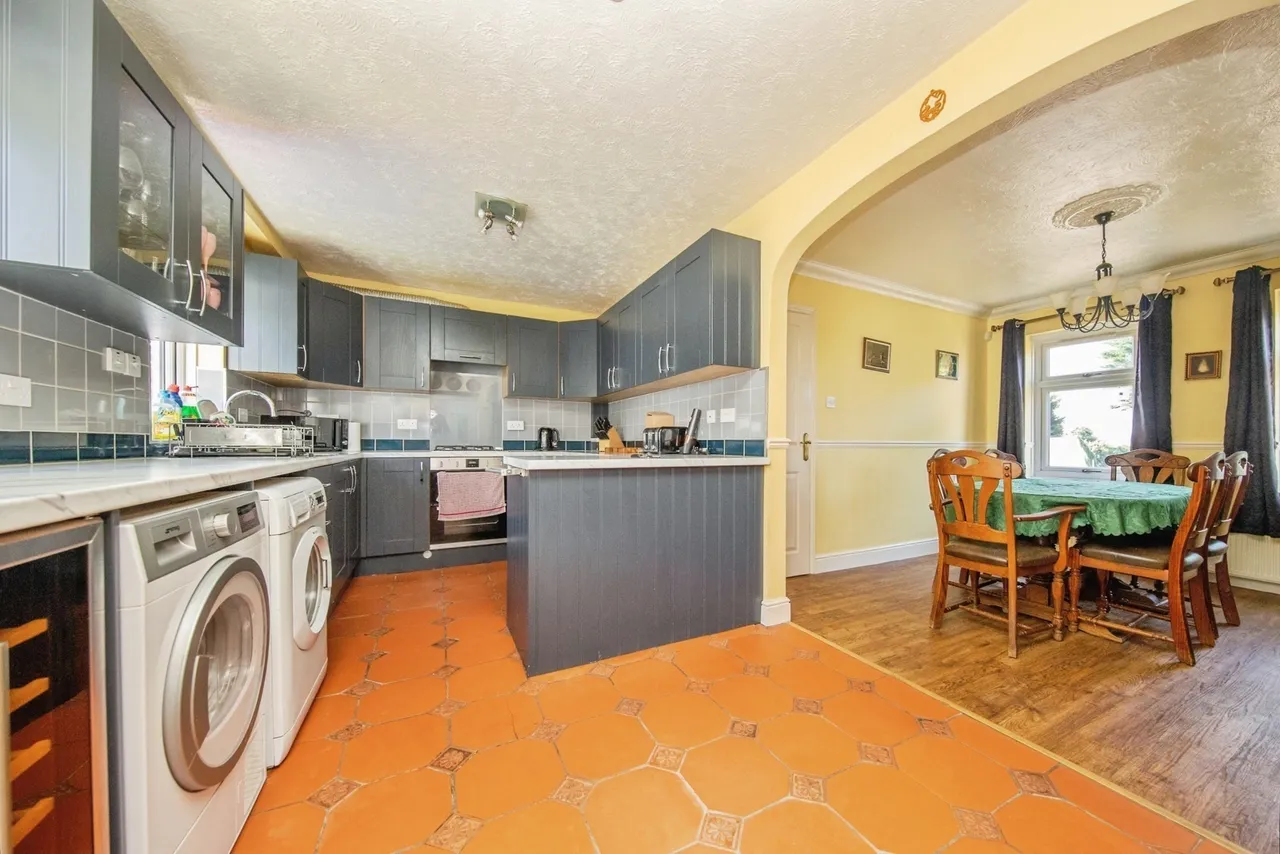 Colchester Road, White Colne, Colchester, Essex, CO6, photo 8