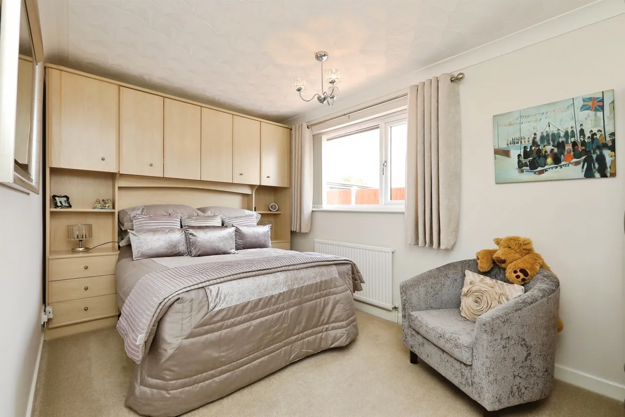 Broadwater Drive, Dunscroft, DN7, photo 10