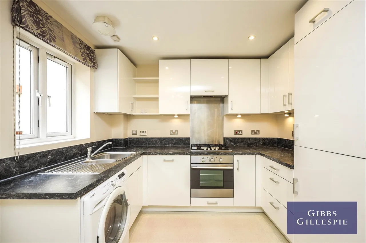Church Road, UB8, photo 5