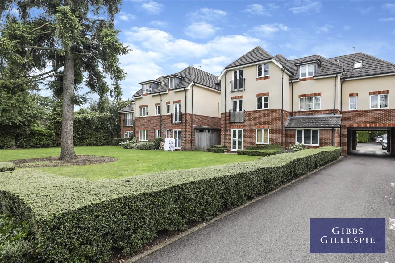 Church Road, UB8, photo 11