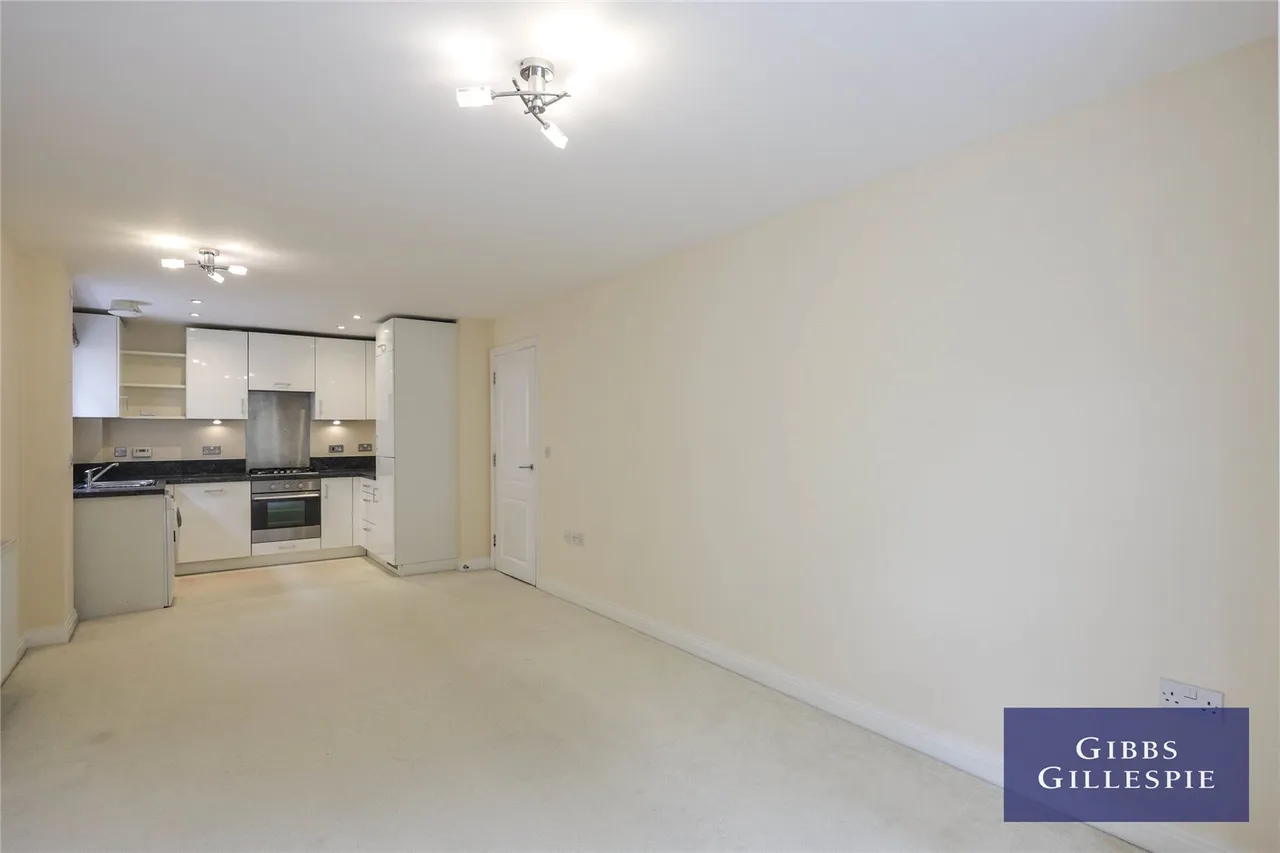 Church Road, UB8, photo 3