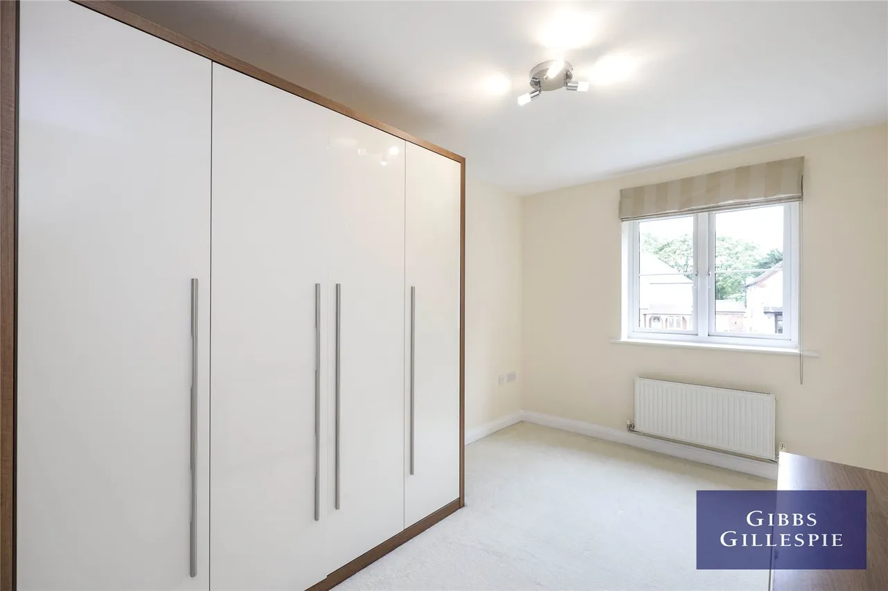 Church Road, UB8, photo 6