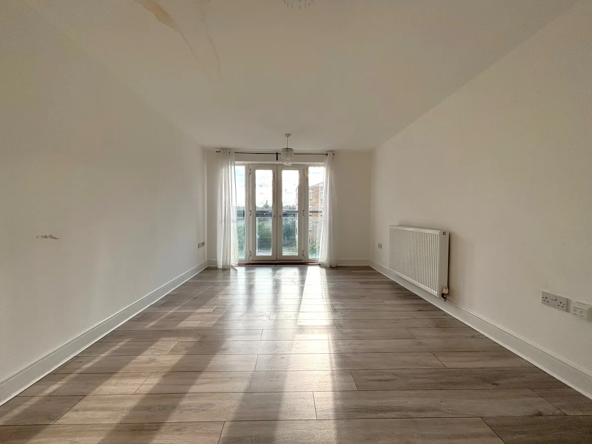 Black Eagle Drive, Northfleet, DA11, photo 2