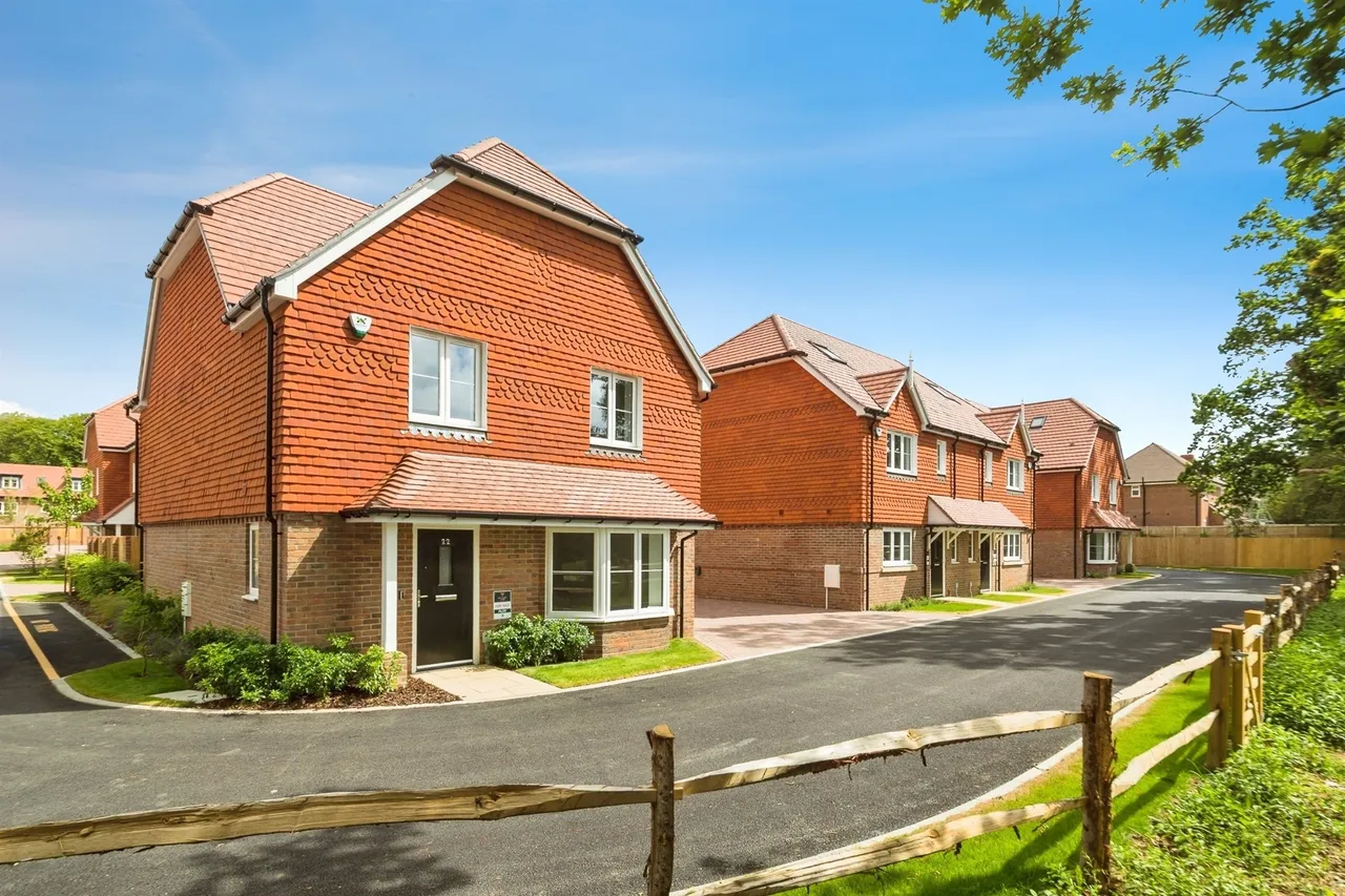 4 bed house for sale — Martlet View, Burgess Hill