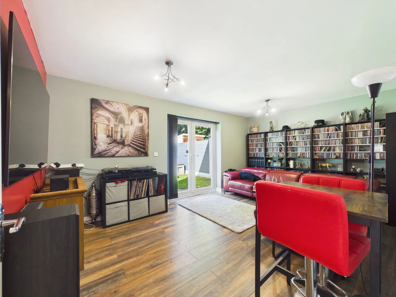Park Court, Hadley, TF1, photo 2