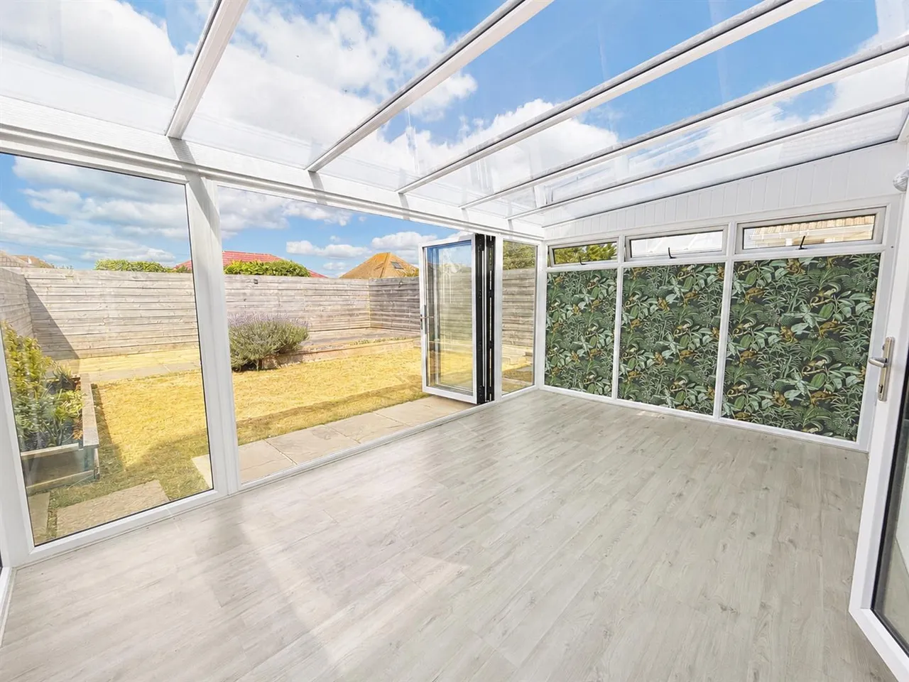 Capel Avenue, Peacehaven, photo 5