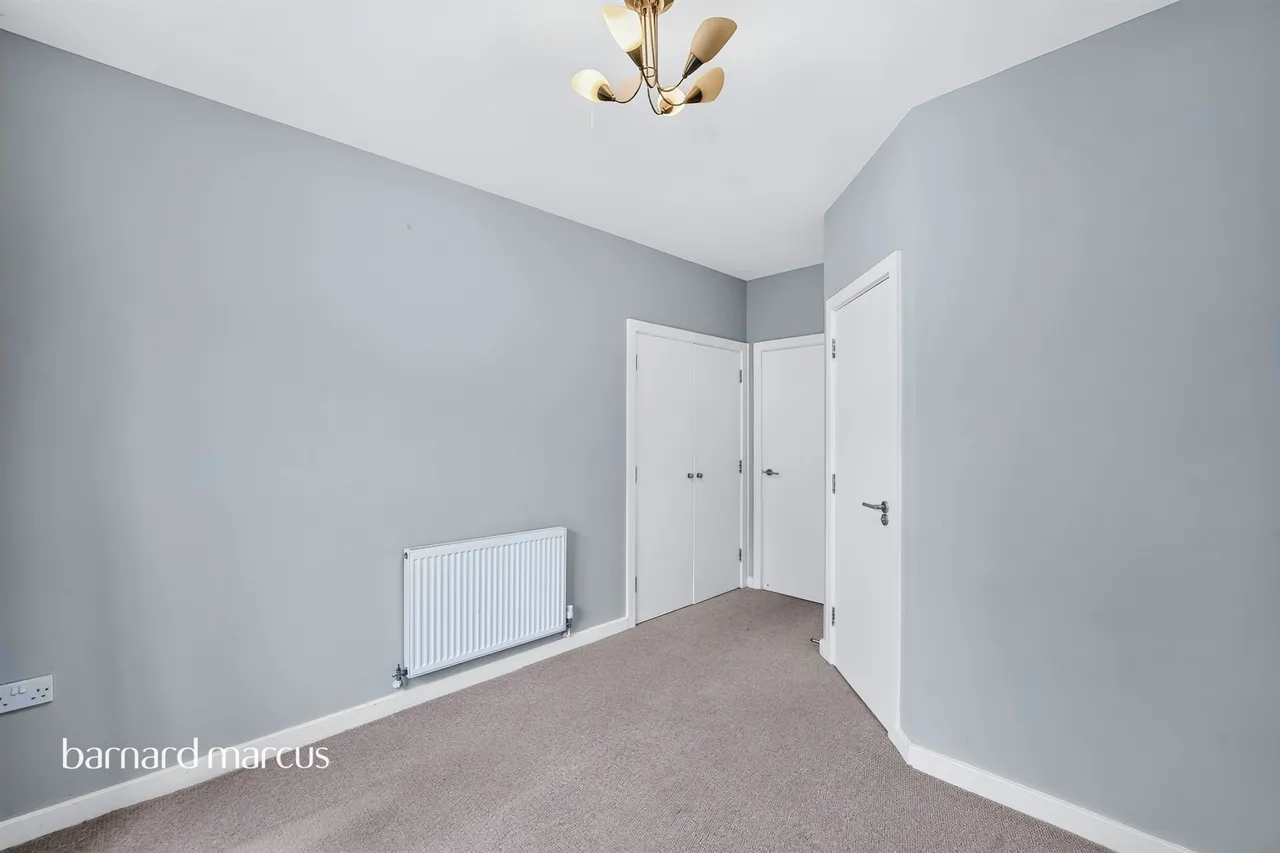 London Road, Mitcham, CR4, photo 9
