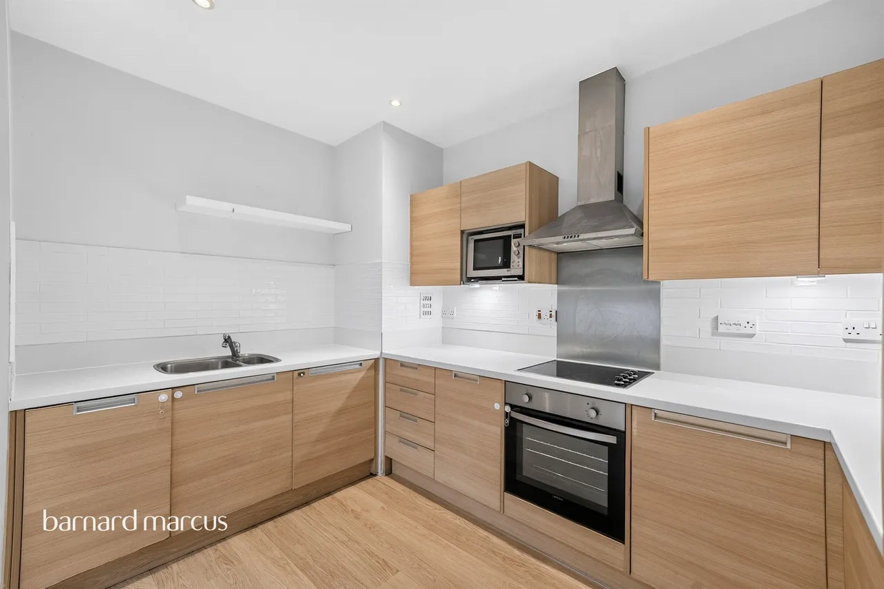 London Road, Mitcham, CR4, photo 6