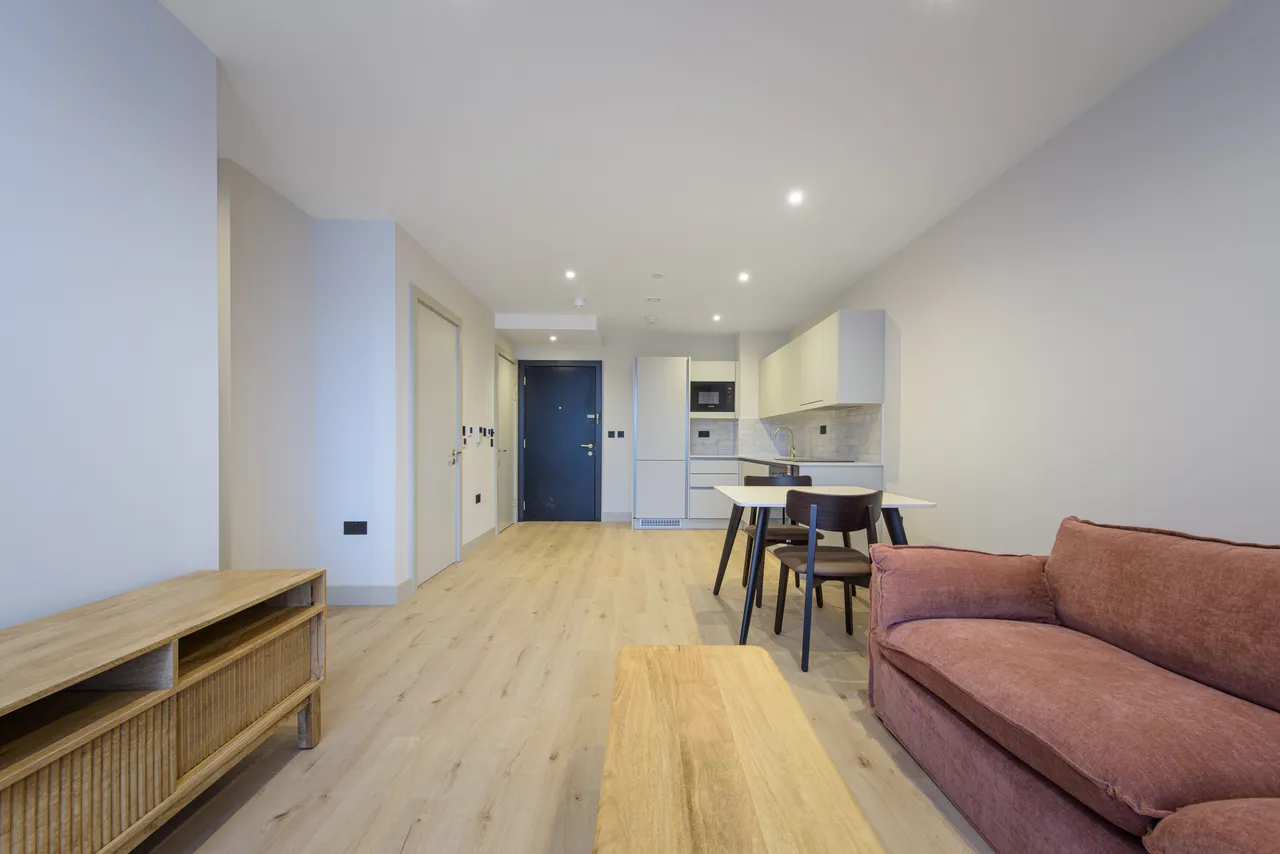 Flat 13, Dovecote House, London, photo 9