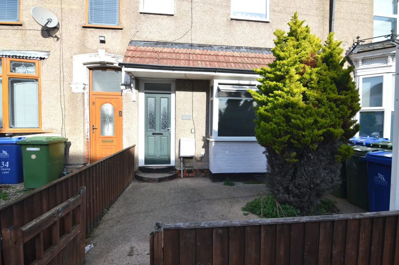 Chantry Lane, Grimsby, North East Lincolnshire, DN31 2LJ, photo 18