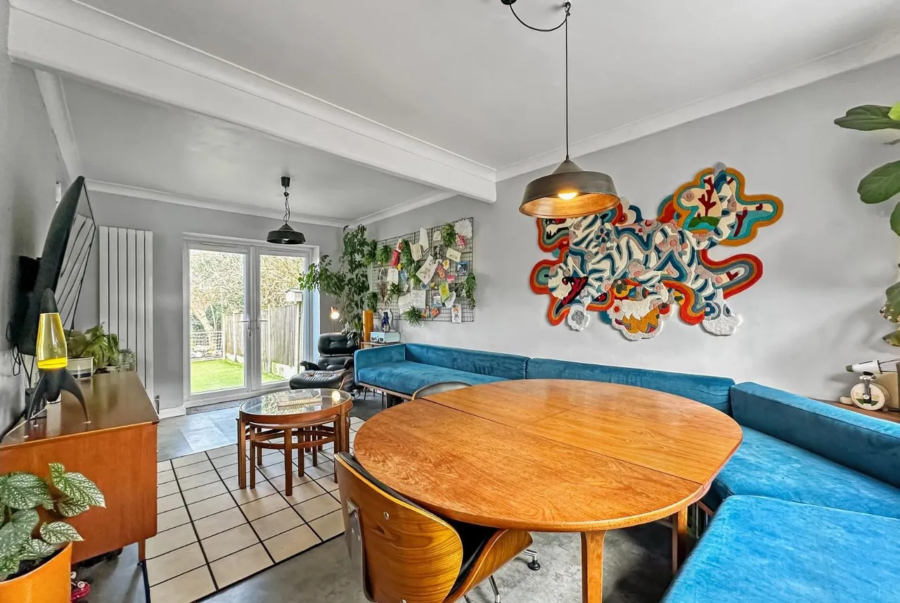 Hempcroft Road, Timperley, Cheshire WA15 7JN, photo 2