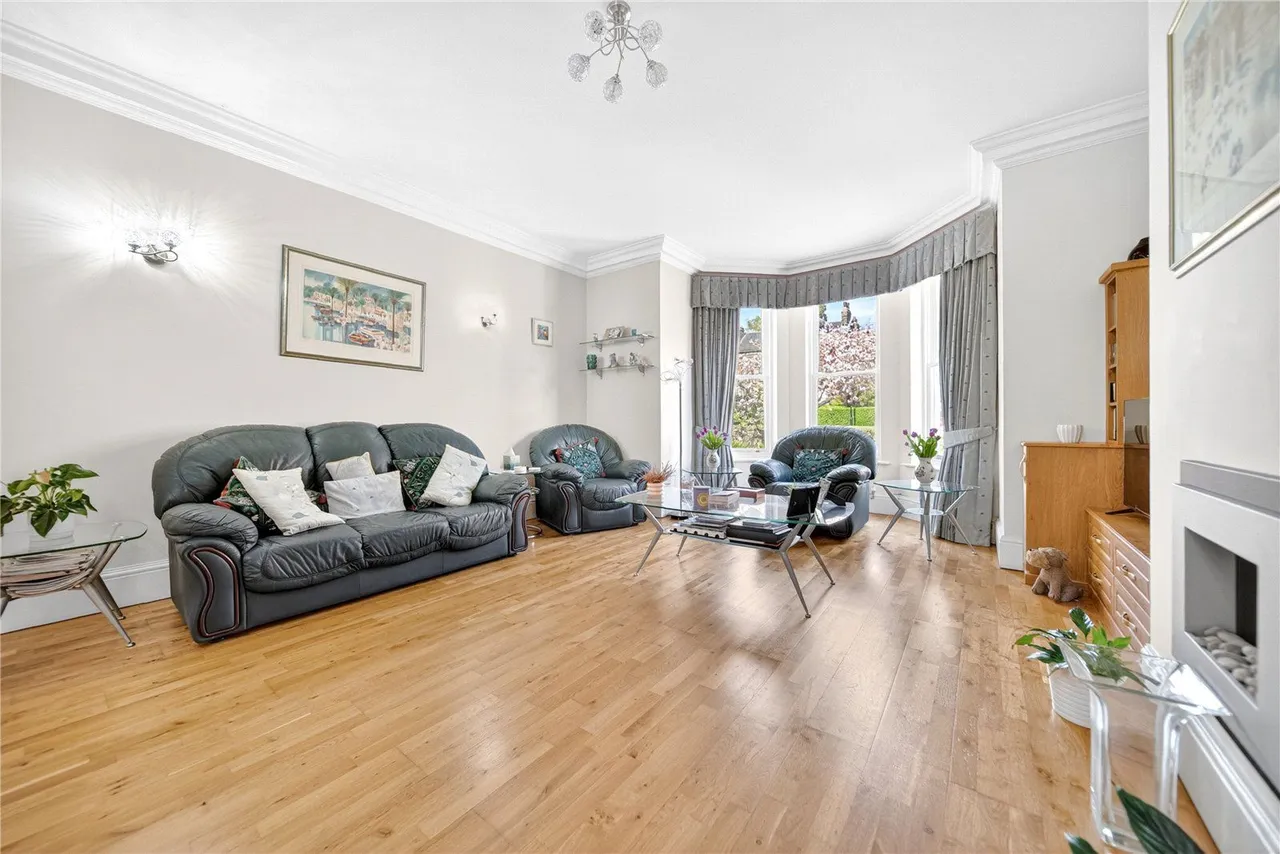 Park Crescent, Roundhay, LS8, photo 7