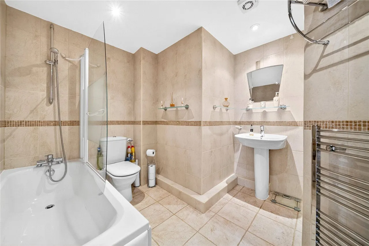 Park Crescent, Roundhay, LS8, photo 14