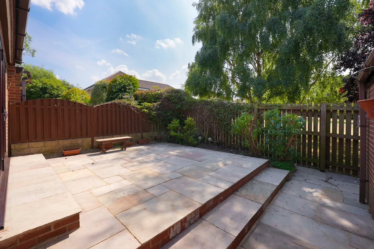 Low Way, Clifford, LS23, photo 13