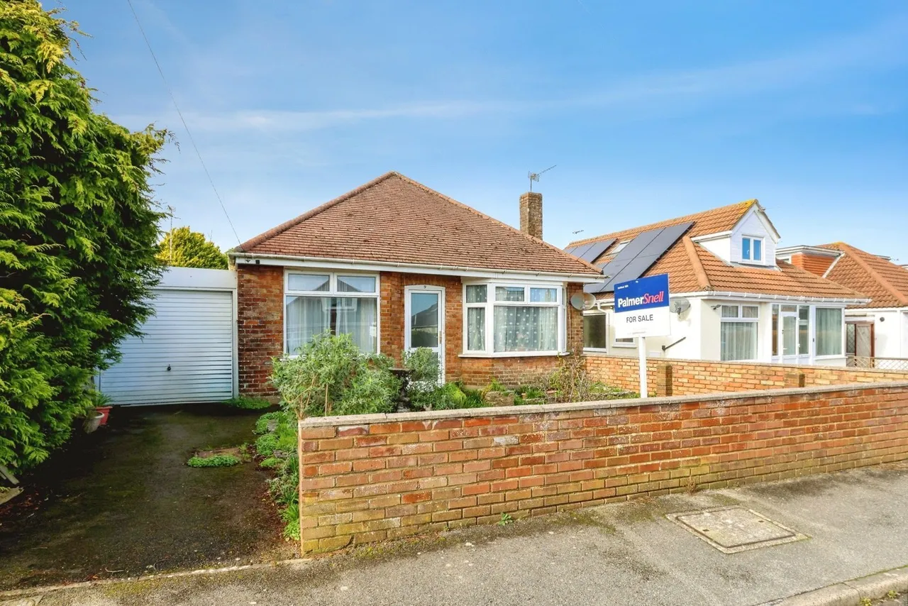 2 bed house for sale, Heathfield Avenue, Poole, BH12