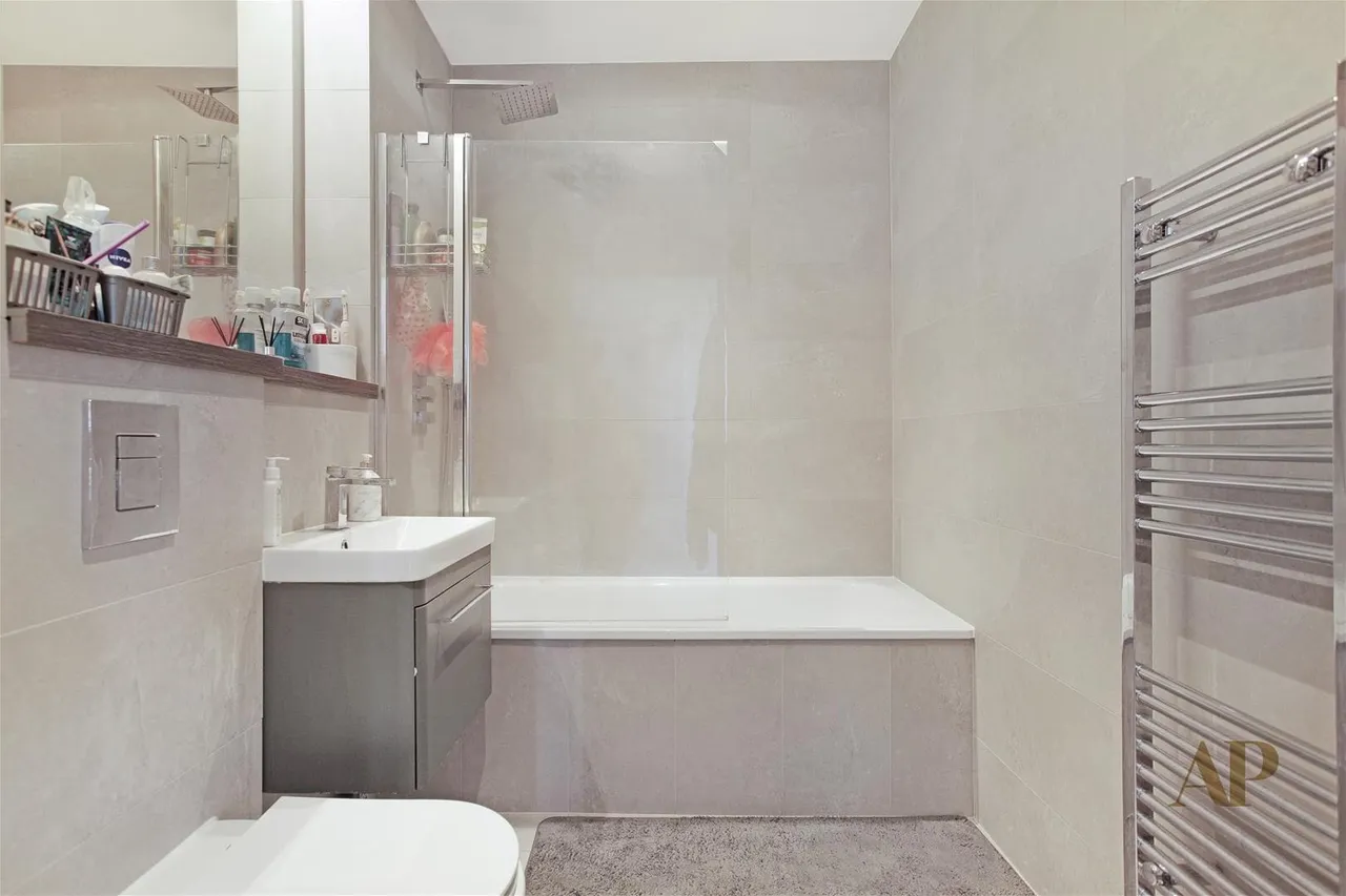 87b Newington Causeway, London SE1 6GA, photo 11