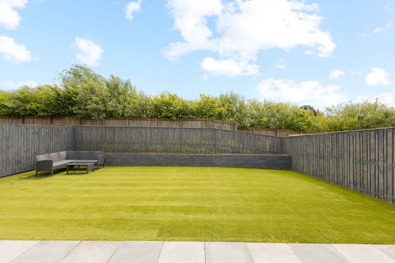 Poynters Road, Broxburn, photo 25