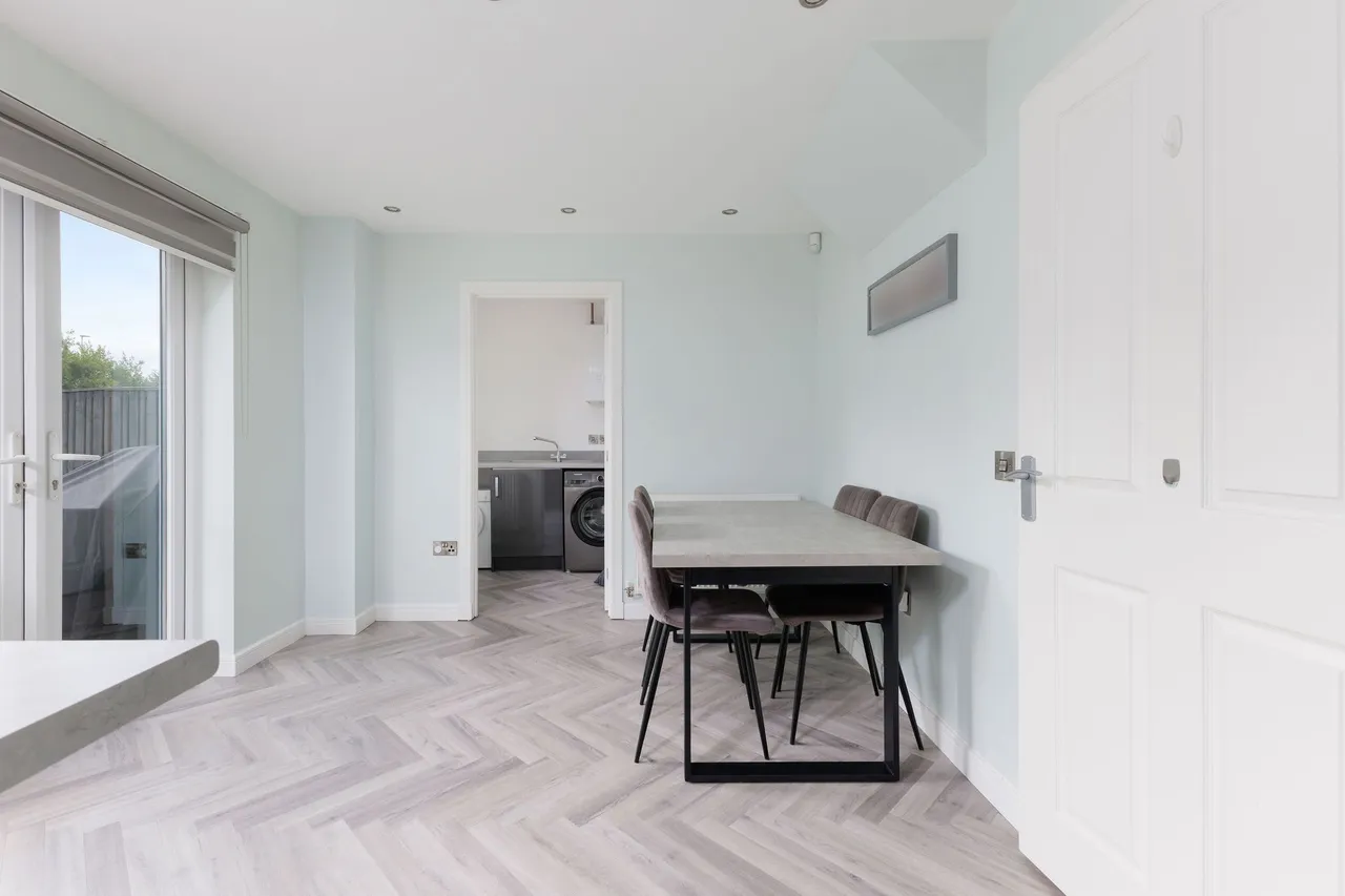 Poynters Road, Broxburn, photo 9