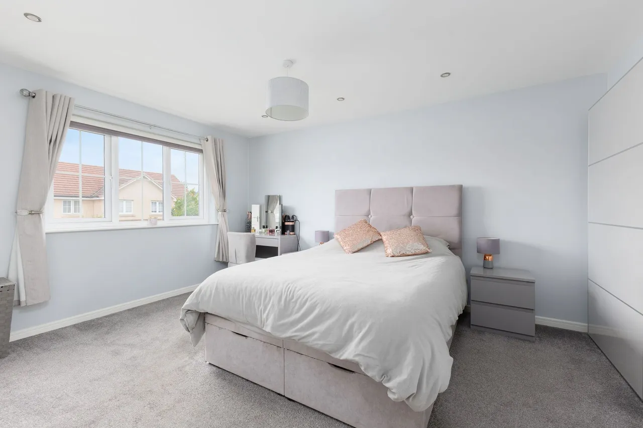 Poynters Road, Broxburn, photo 16