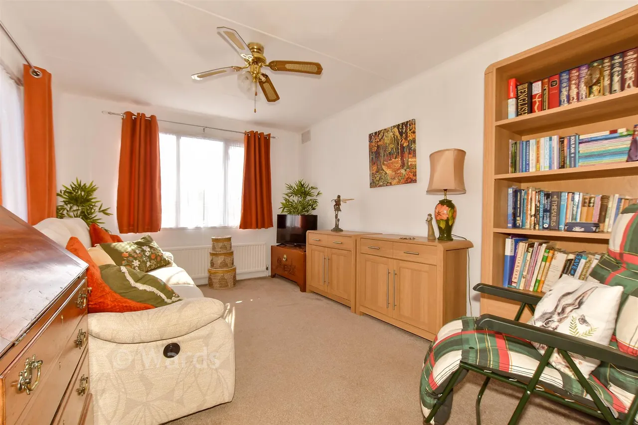 Burmarsh Road, Hythe, CT21, photo 5