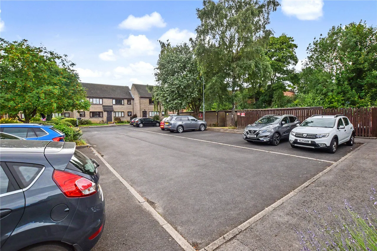 Back Lane, Bramley, LS13, photo 9