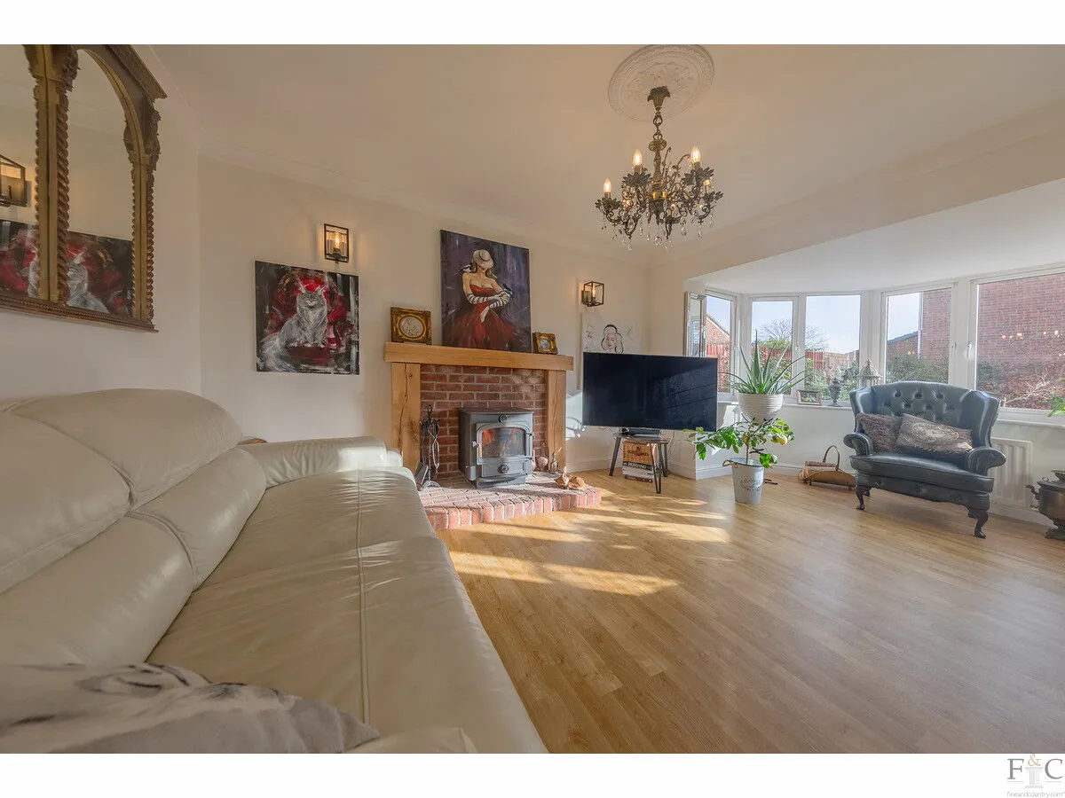 Broctone Drive, Broughton Astley, LE9, photo 4