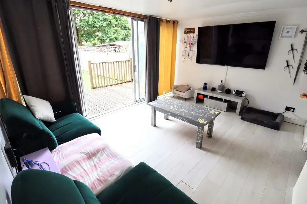 Thirlmere Avenue, Bletchley, Milton Keynes, Buckinghamshire, MK2 3EP, photo 11