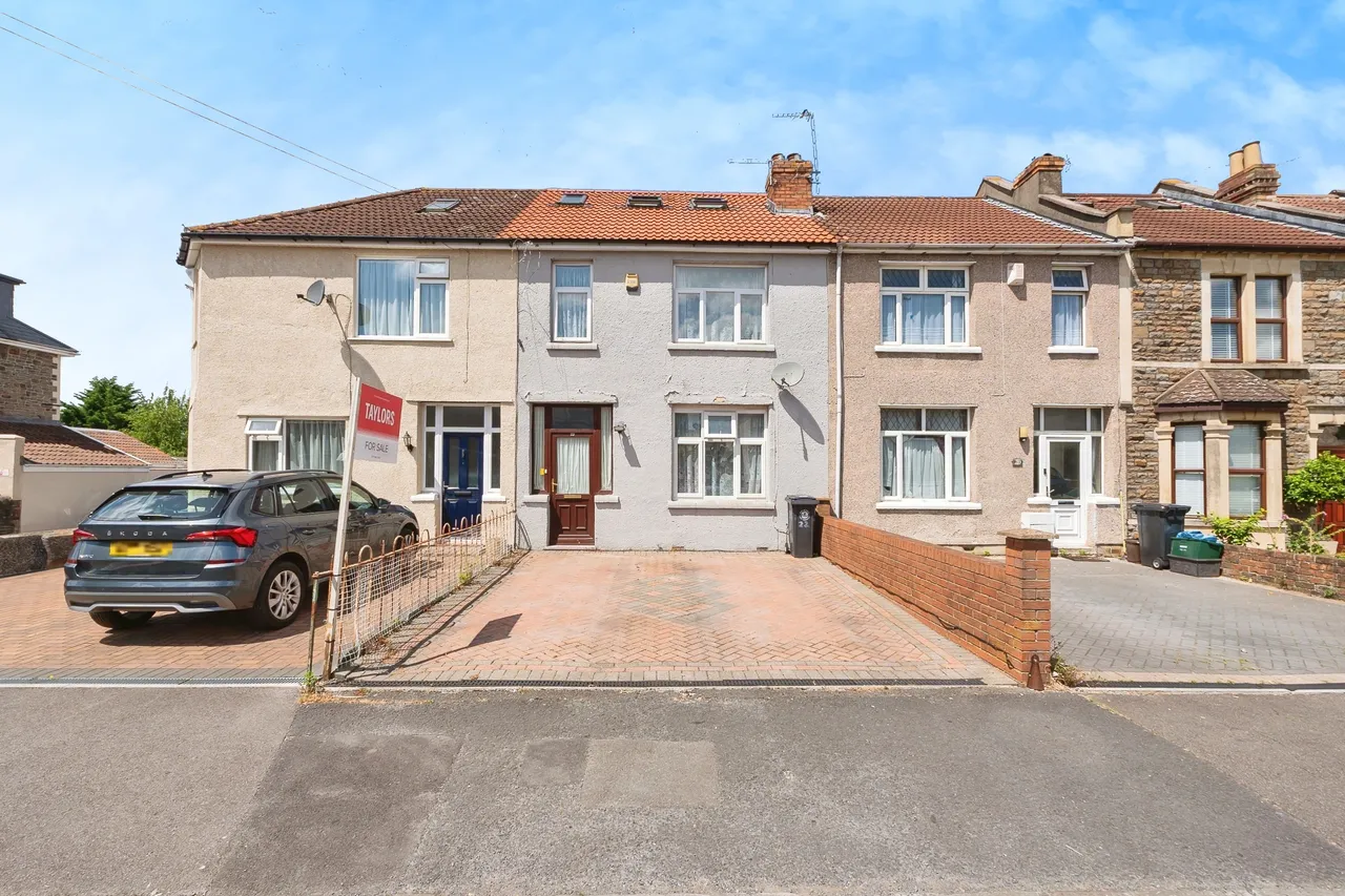 4 bed house for sale — Chester Park Road, Bristol, BS16