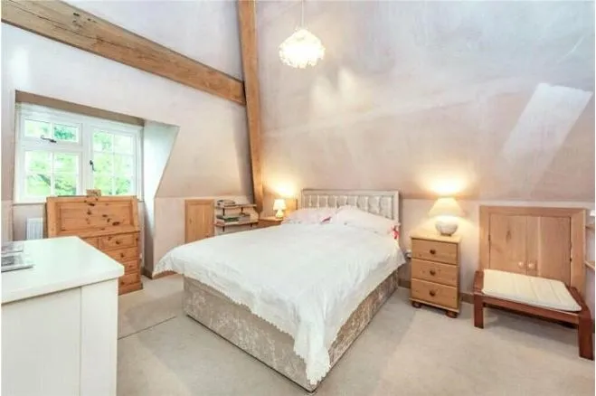 Broad Street, Cuckfield, RH17, photo 13