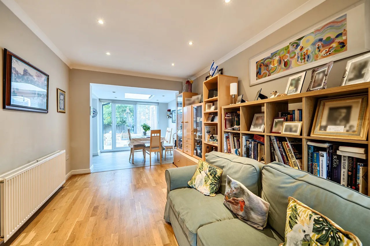 Chartley Avenue, Stanmore, HA7, photo 16
