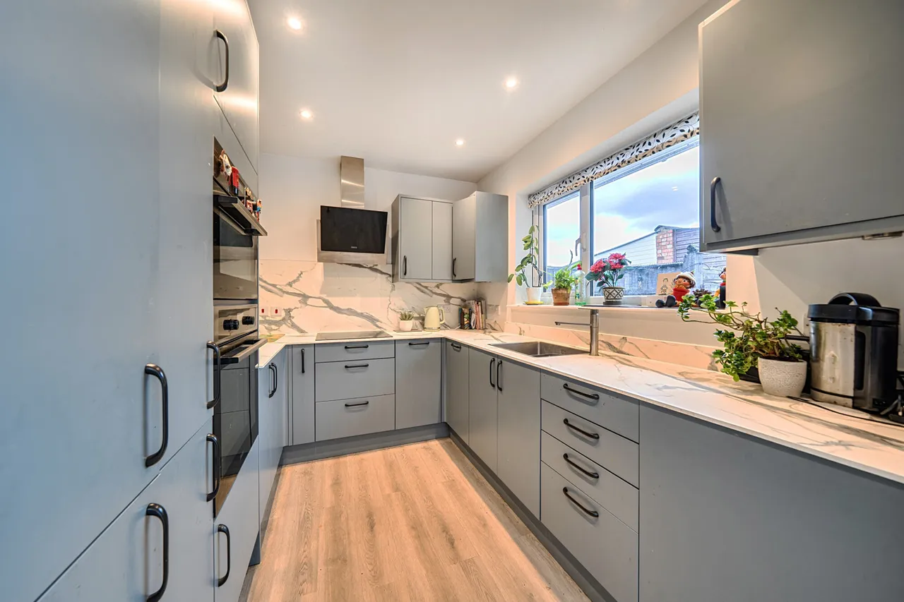 Chartley Avenue, Stanmore, HA7, photo 5
