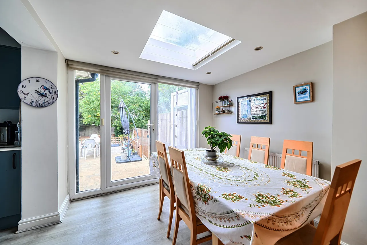 Chartley Avenue, Stanmore, HA7, photo 14