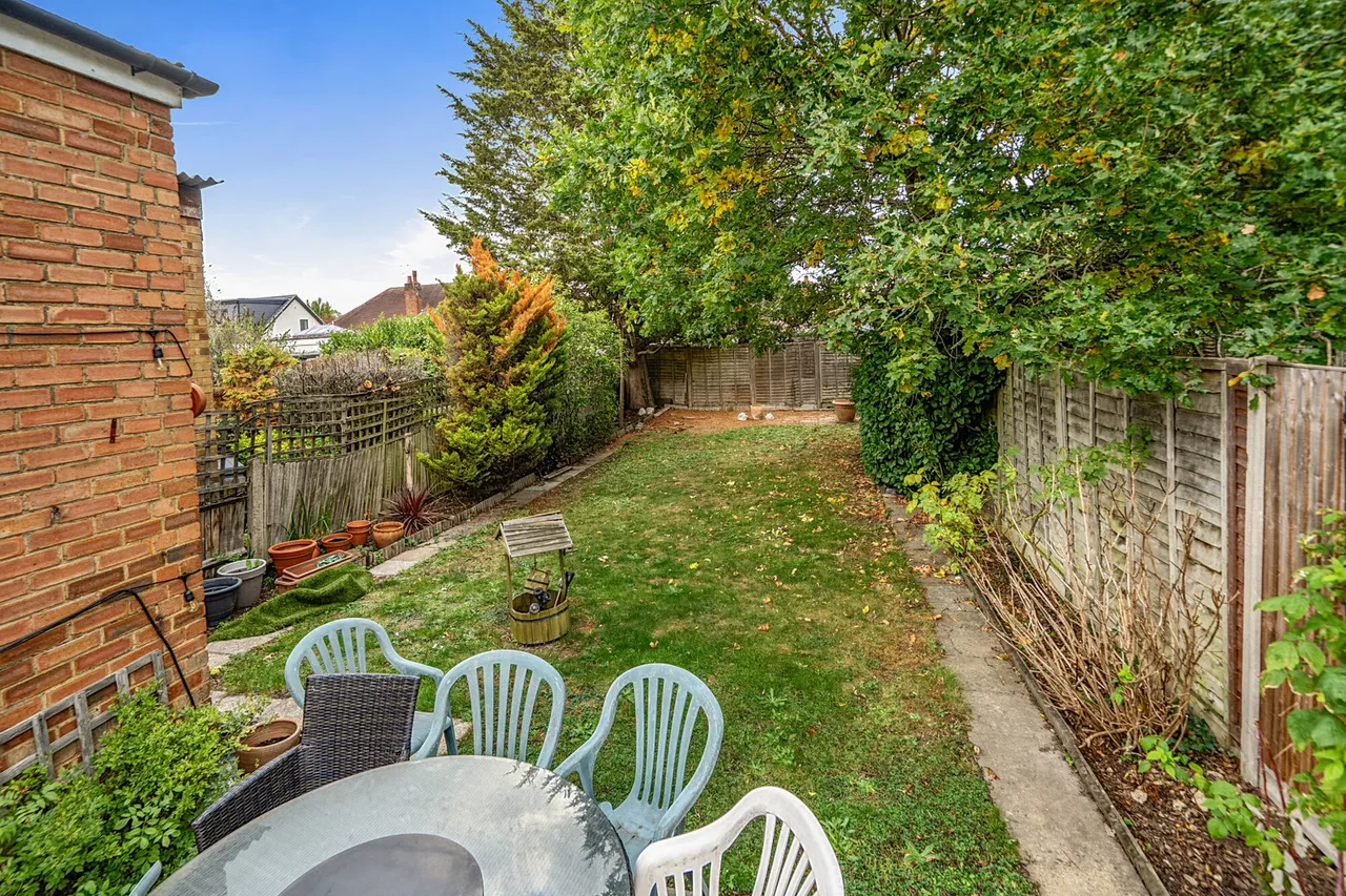 Chartley Avenue, Stanmore, HA7, photo 11