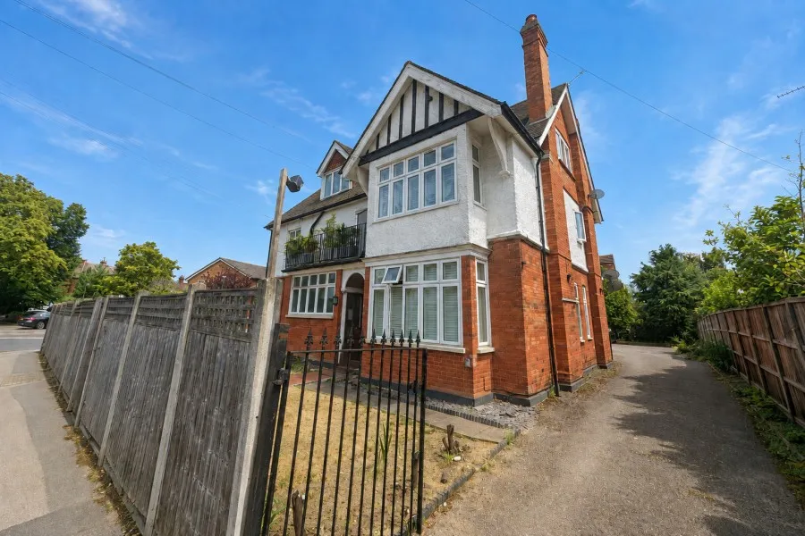 Portmore Park Road, Weybridge, KT13, photo 10