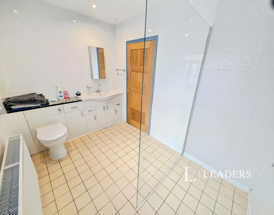 Wheatfield Way, Sutton-in-Ashfield, NG17, photo 8