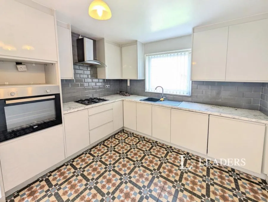 Wheatfield Way, Sutton-in-Ashfield, NG17, photo 15