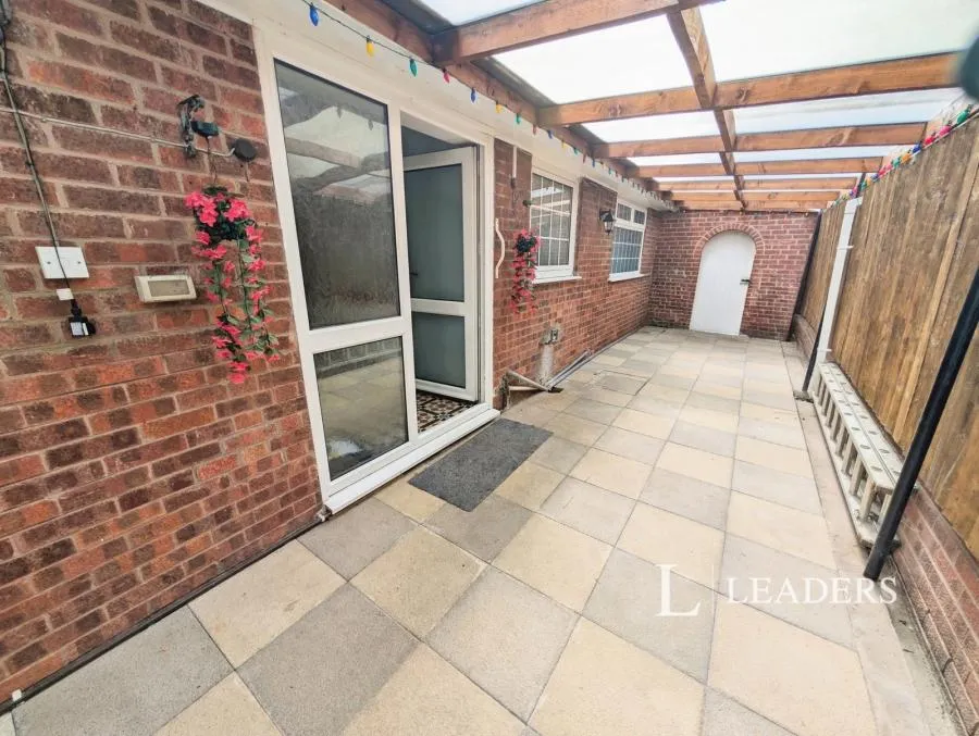 Wheatfield Way, Sutton-in-Ashfield, NG17, photo 14