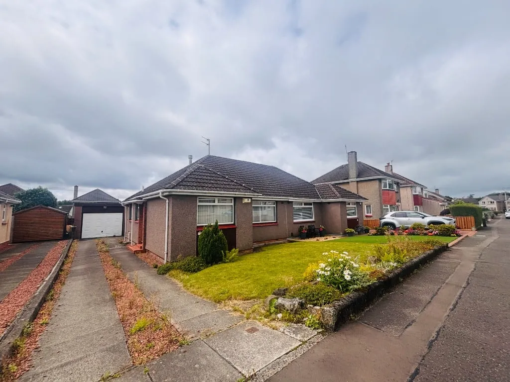 Carron Crescent, Bishopbriggs, G64, photo 2