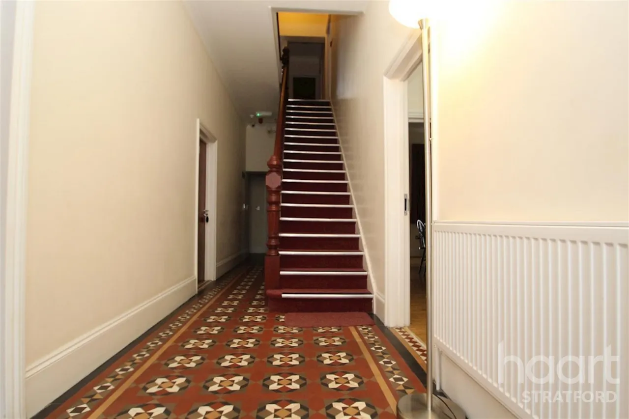 Earlham Grove, Forest Gate, E7, photo 8