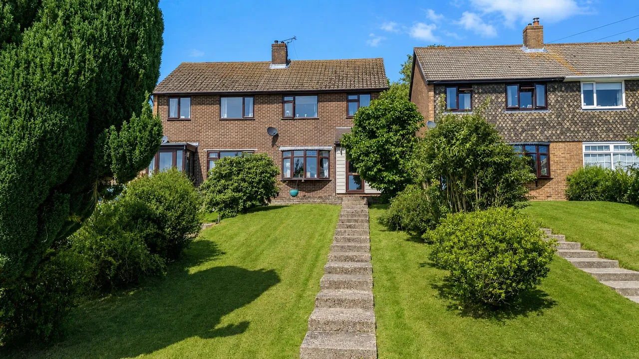 3 bed house for sale, Fairstone Close, Hastings