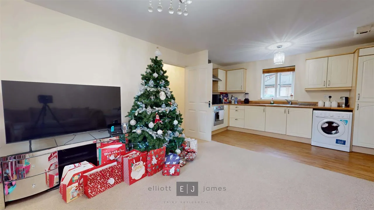 College Close, Loughton, photo 4