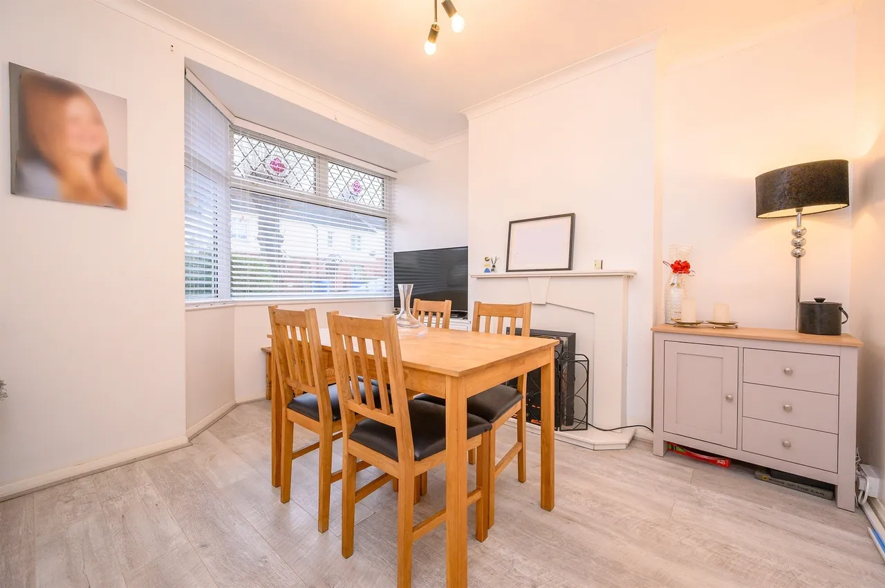 Alexandra Road, Kettering, NN14, photo 4