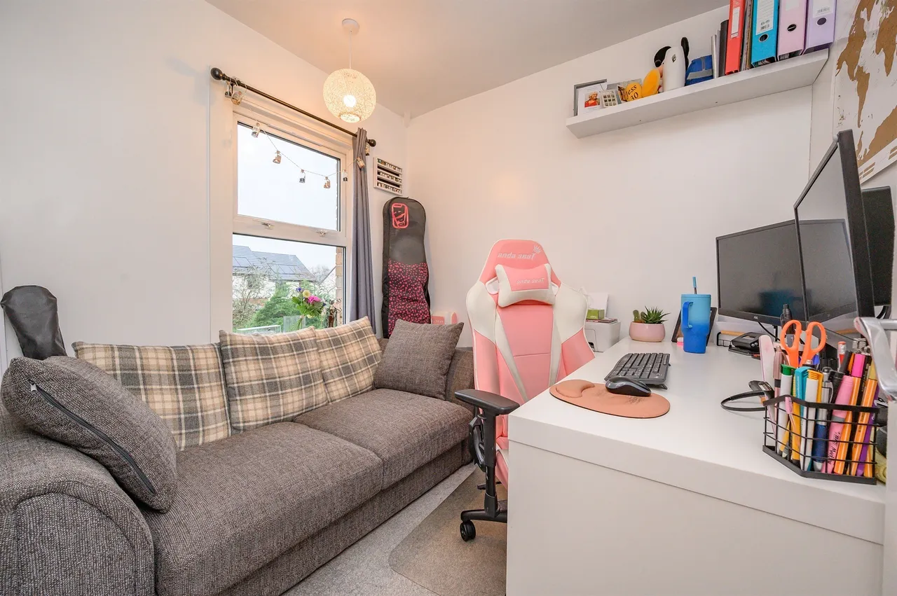 Alexandra Road, Kettering, NN14, photo 8